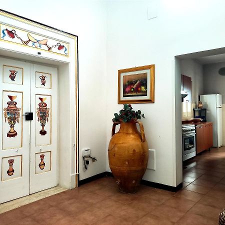 Appartamento Palazzo Antonelli Monopoli Eksteriør billede